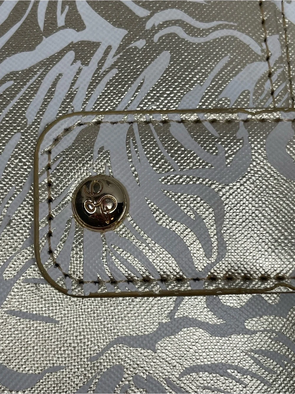 Lilly Pulitzer Gold and White Floral Faux Leather Agenda Folio Cover (no planner